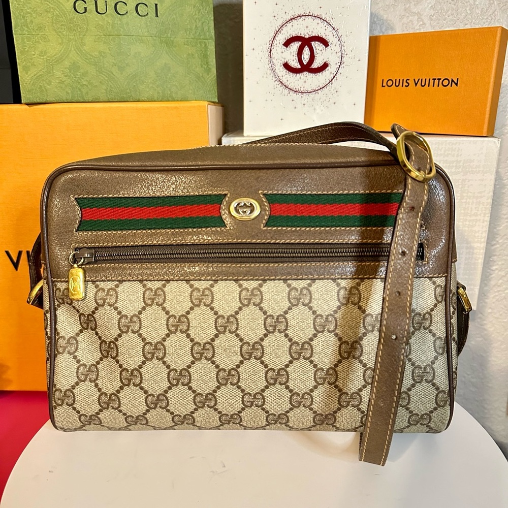 ✅FINAL SALE! Authentic Gucci Sherry GG PVC Leather Crossbody Bag